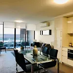 Fantastic Executive Apartment Neutral Bay Gro17204